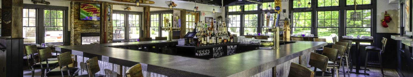 Town Bar, Grill, & Sushi MV